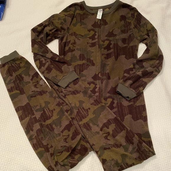 2/$30 - Fleece Onesies (Set of 2) - Picture 3 of 5